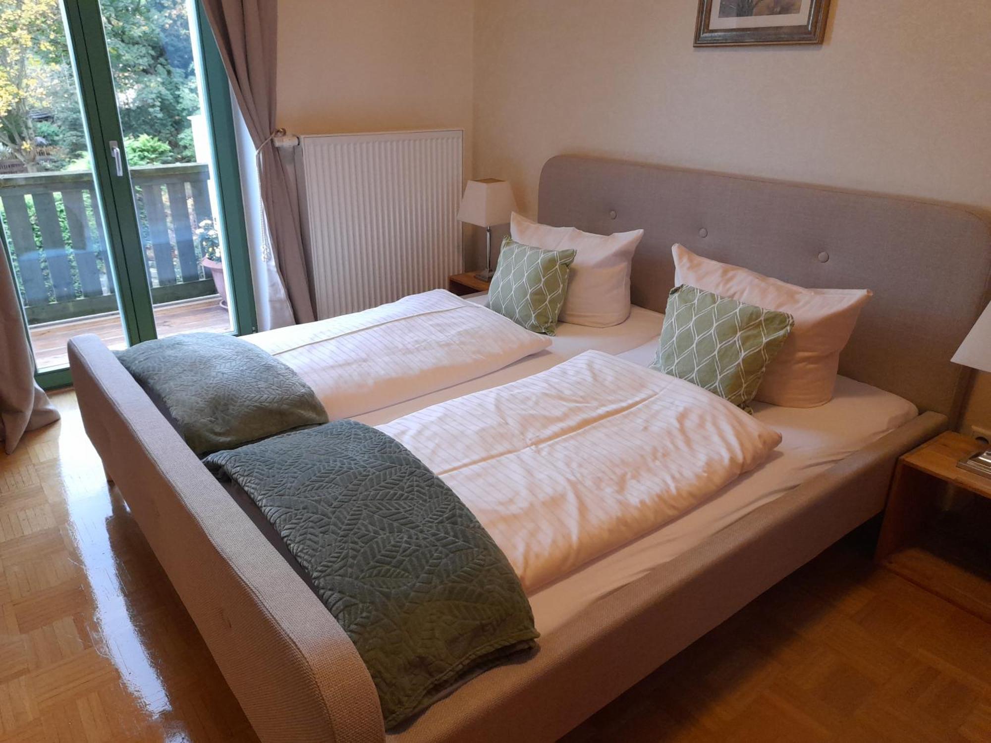 Burghof Apartment *